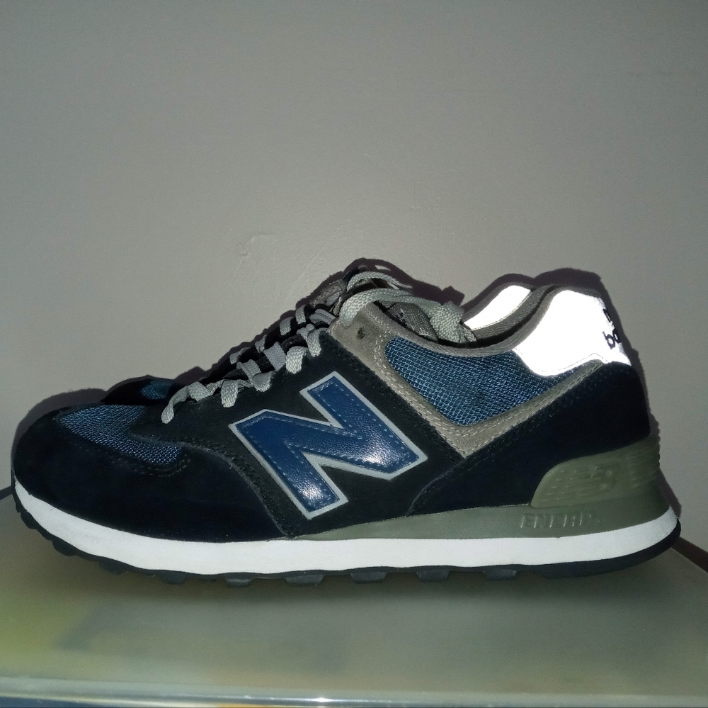 New Balance 574 Navy Blue Turquoise Size 8 Men's